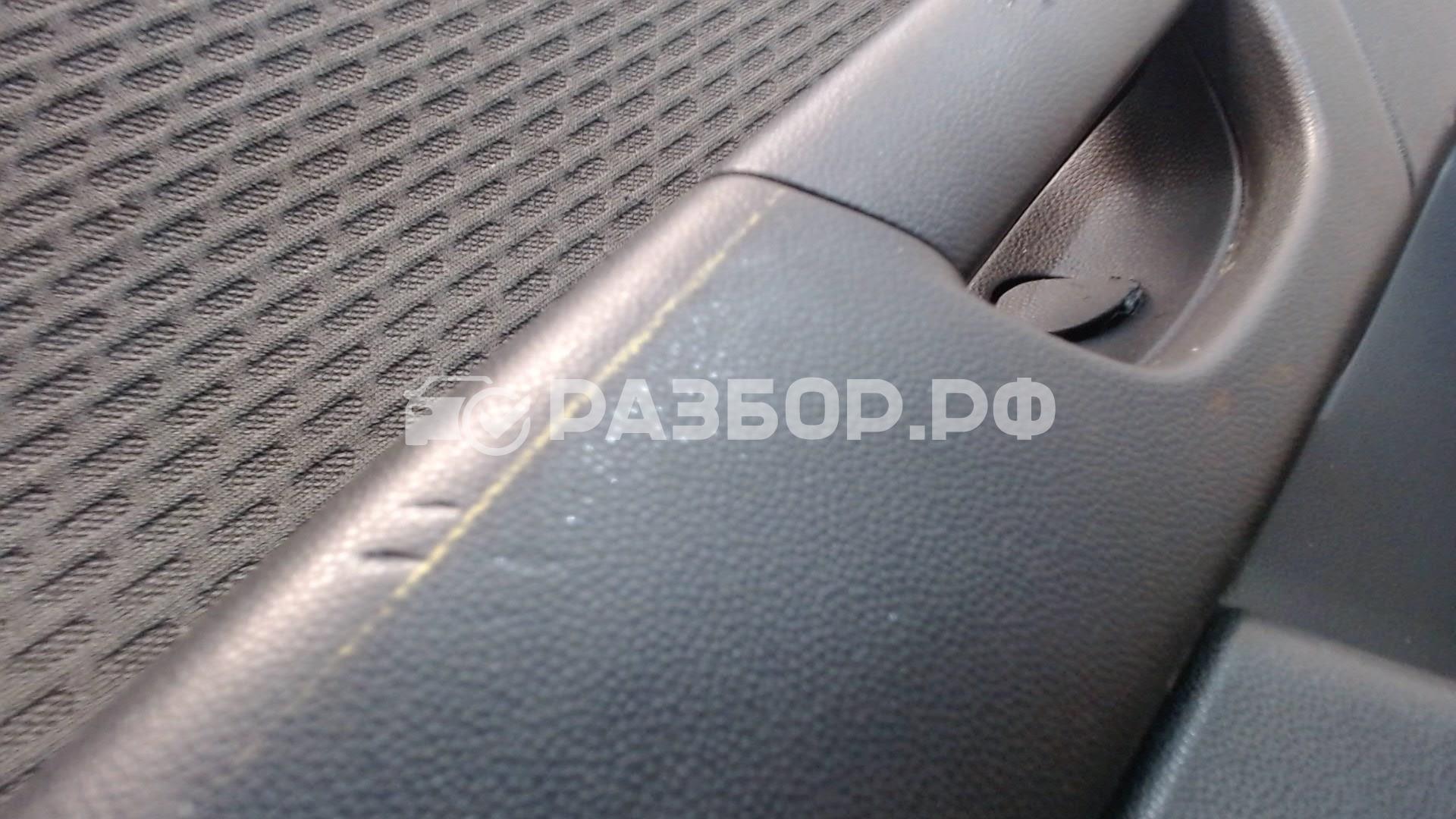 Обшивка двери задней левой для Mazda 3 (BK) 2003-2009