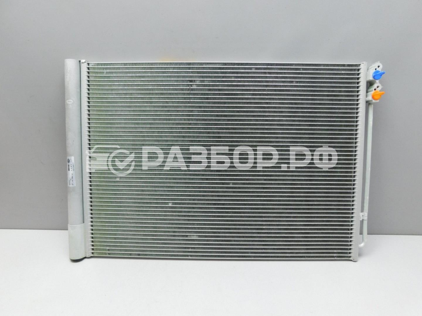 Радиатор кондиционера (конденсер) для 7-серия F01/F02 2008-2015